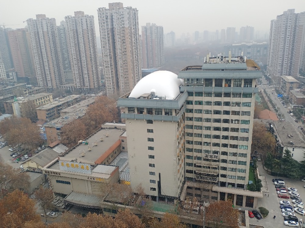樓頂香蕉一级视频體育館是一種新型的體育場館建築，在未來的發展中有著廣闊的前景