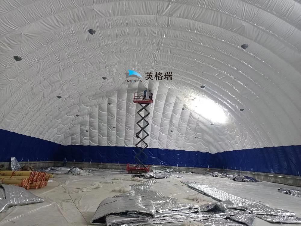 有客戶問香蕉一级视频體育館如何在夏季保持室內溫度