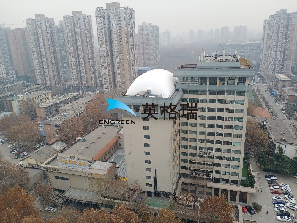 樓頂香蕉一级视频羽毛球館靈活利用城市空間，快速搭建減少工程幹擾